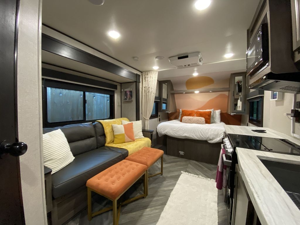 その他 G7- 2022 Olympia Travel Trailer 20FBS - National Vehicle