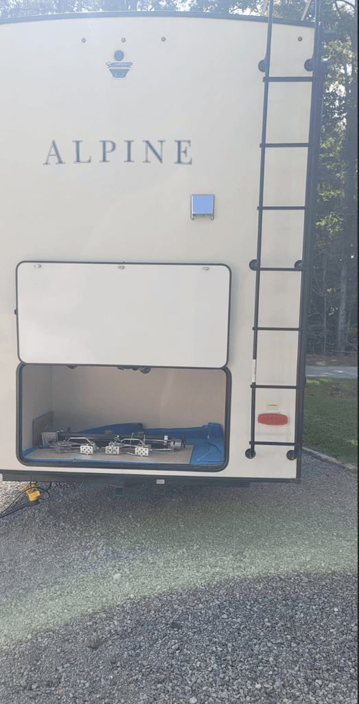 2022 Keystone Alpine 3712KB - National Vehicle