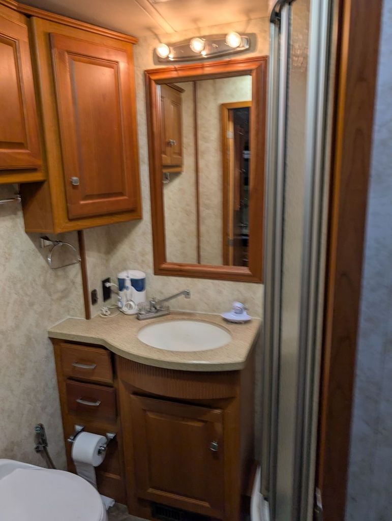 2009 Winnebago Itasca Meridian 34Y - National Vehicle