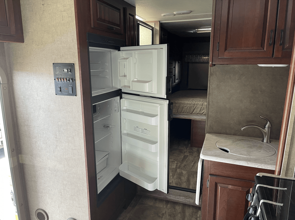 2016 Forest River Sunseeker 2860DS - National Vehicle