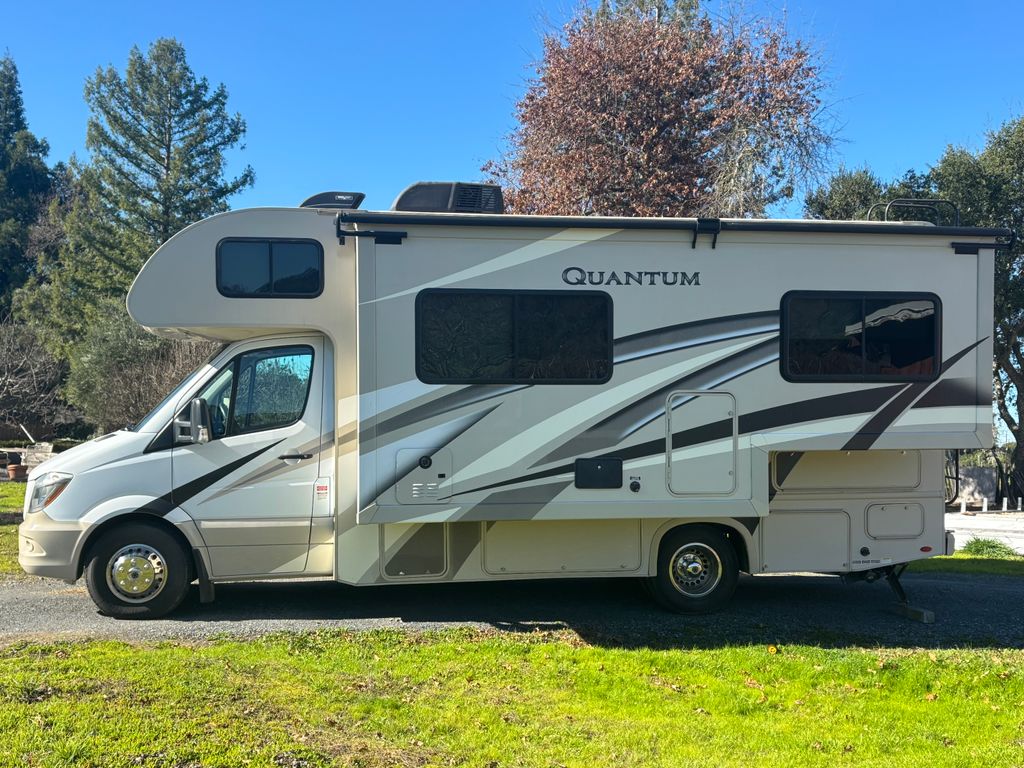 2019 Thor Motor Coach Quantum Sprinter 24KM - National Vehicle