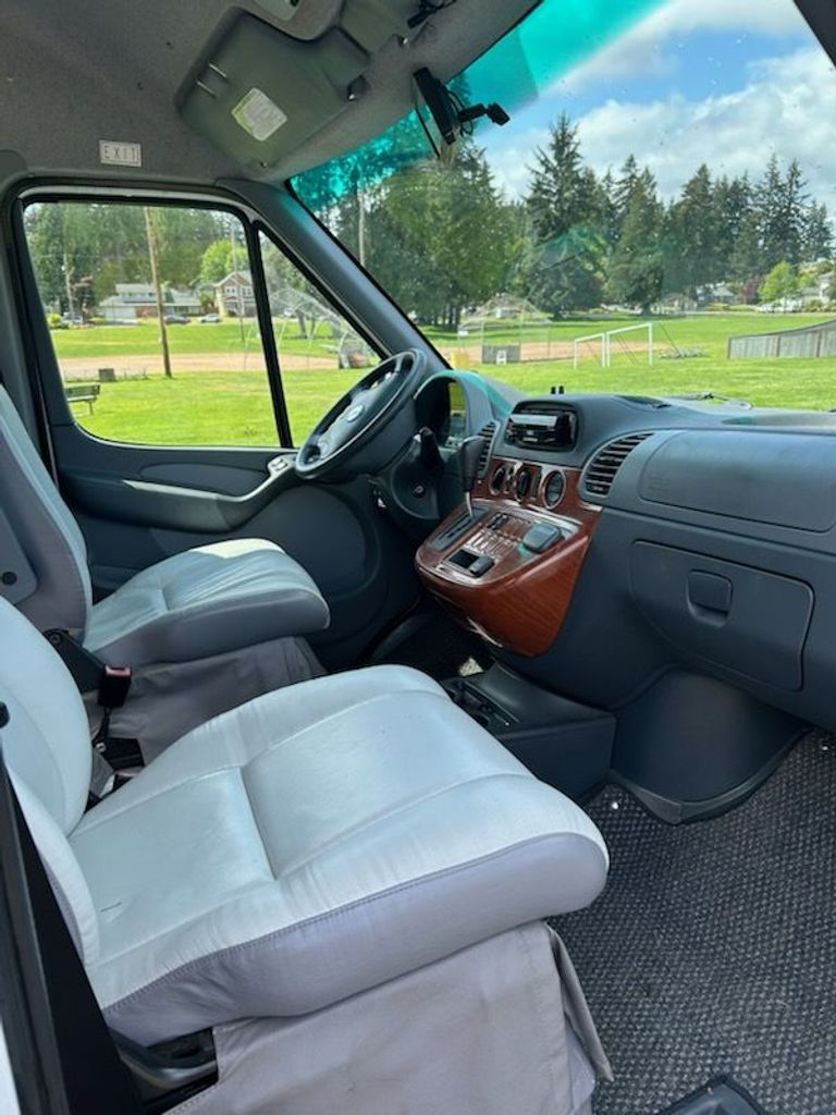 2004 Airstream Interstate 22 - National Vehicle