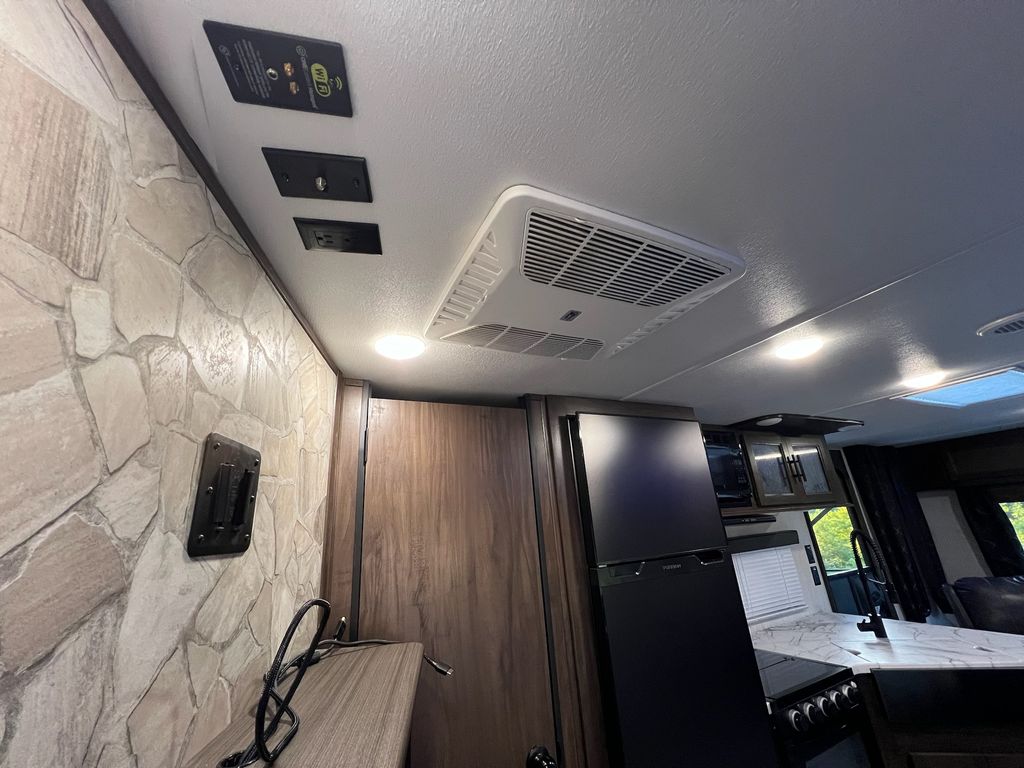 2021 Forest River Cherokee 264RL - National Vehicle