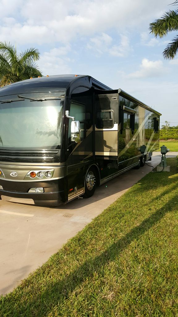 ？？？？？？ 2010 American Coach American Eagle 45B - National Vehicle