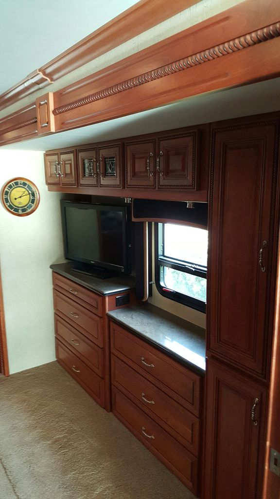 2010 American Coach American Eagle 45B - National Vehicle