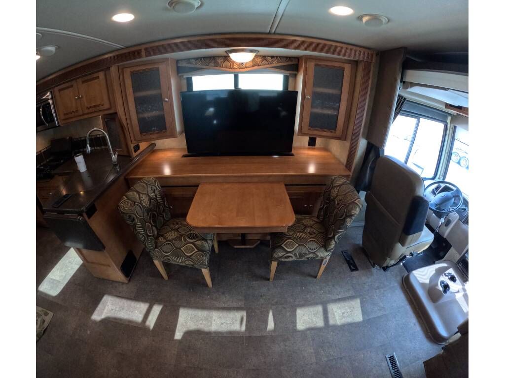 2016 Winnebago Sightseer 33C - National Vehicle