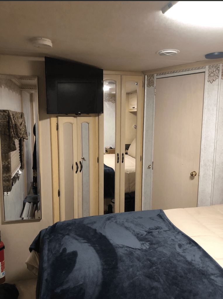 1999 Newmar Mountain Aire 3762 - National Vehicle