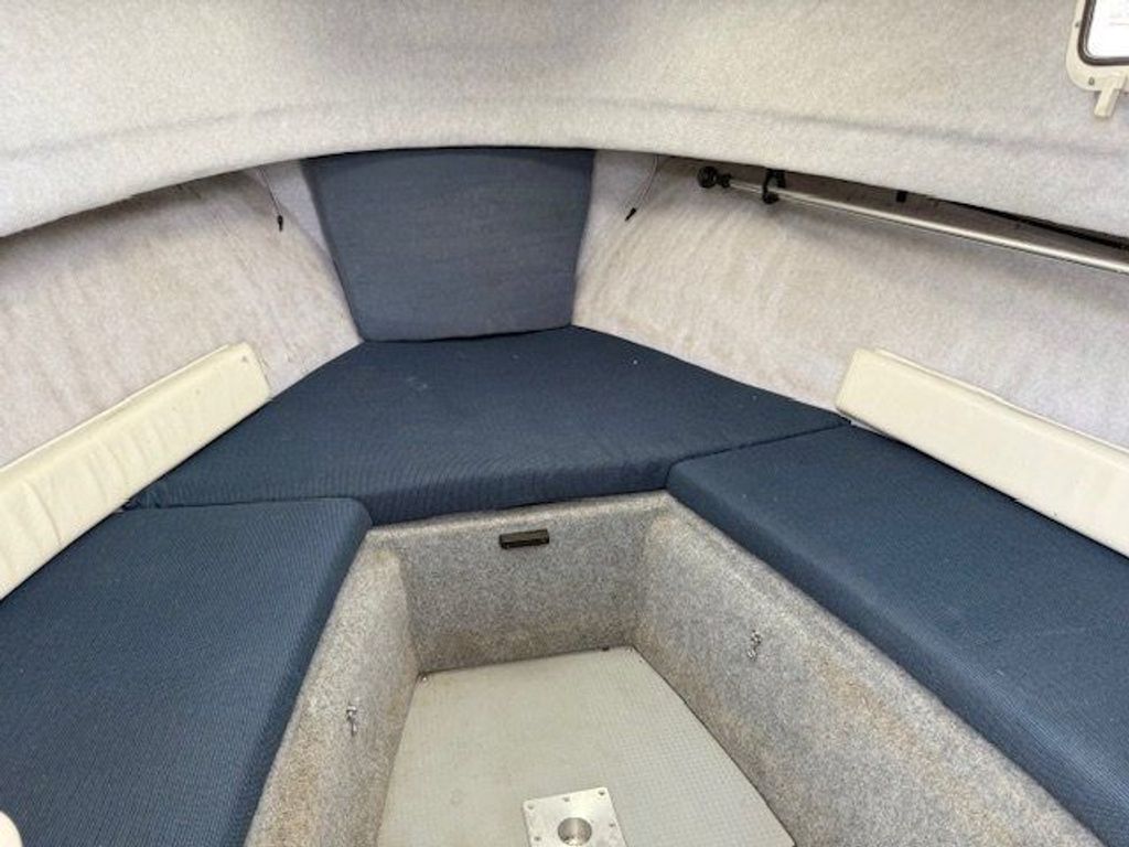 2007 Trophy Walkaround 2352 - National Vehicle