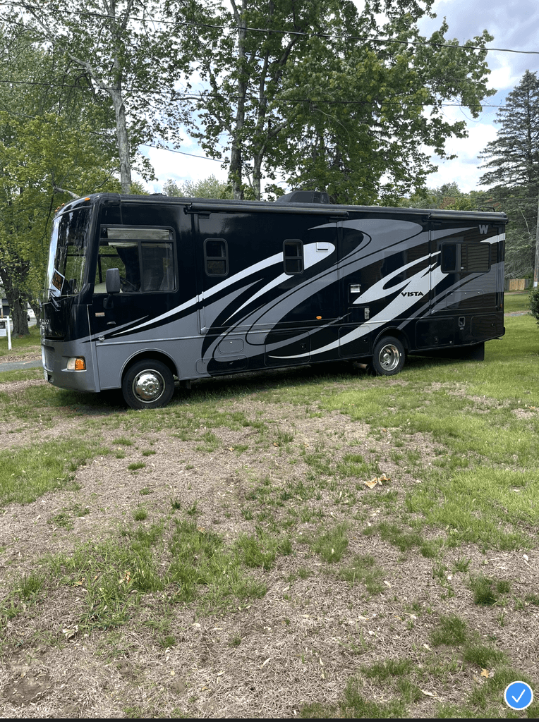 ポップ 2013 Winnebago Vista 30T - National Vehicle