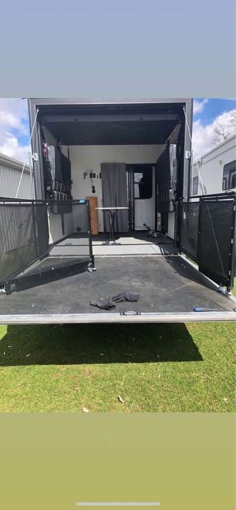 2022 Keystone Fuzion Impact Vapor Lite 28V - National Vehicle