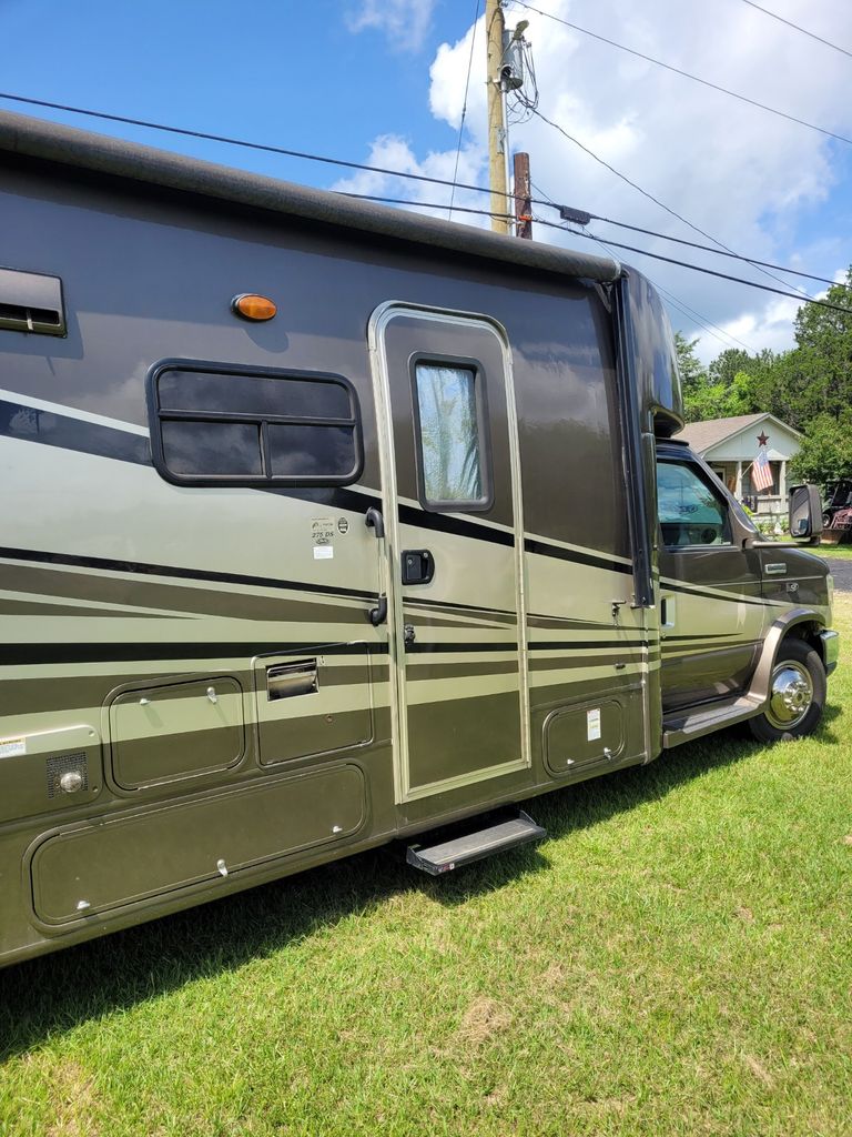 2010 Coachmen Concord 275DS - National Vehicle