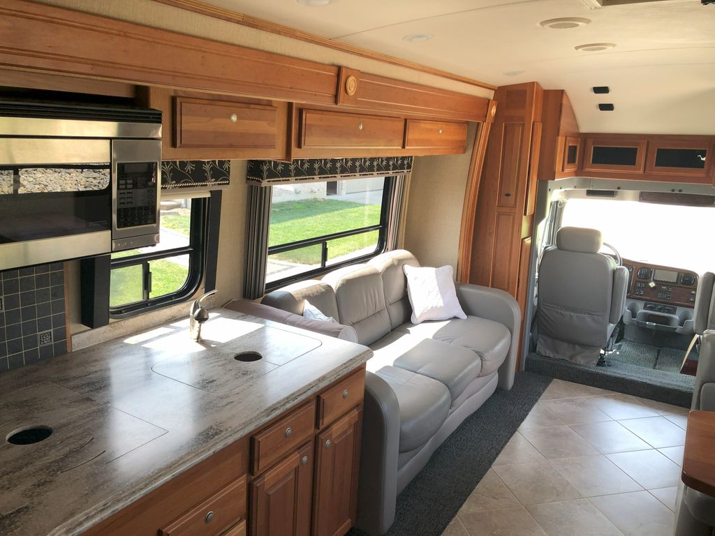 2013 Dynamax Dynaquest 360XL - National Vehicle