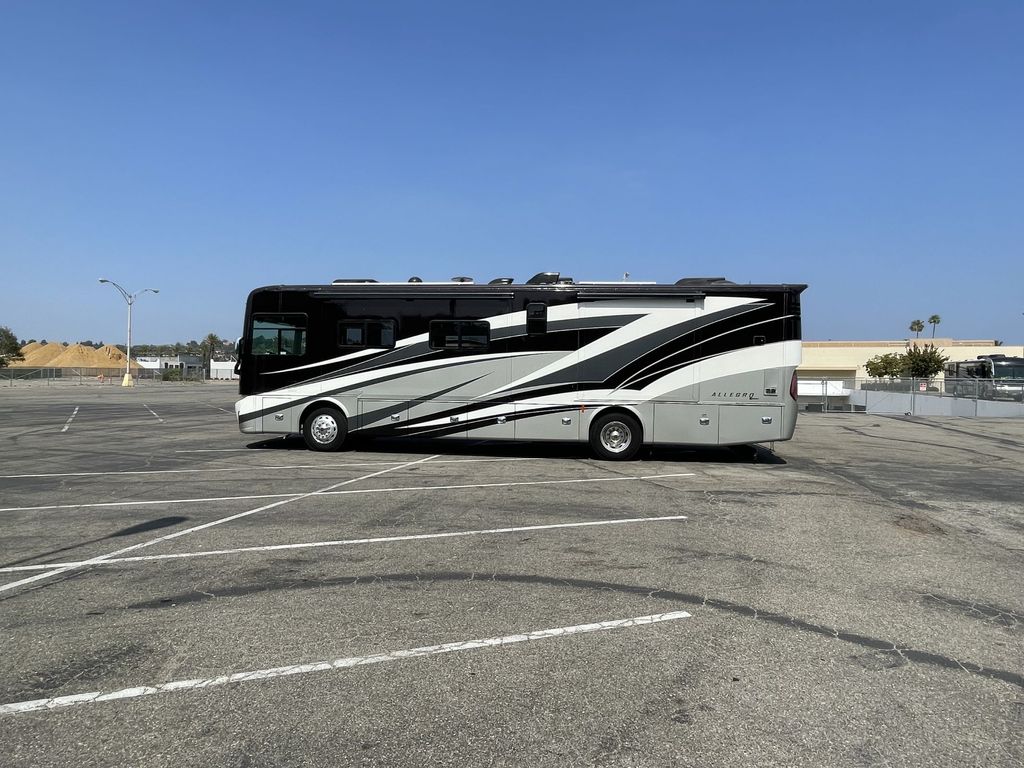 2021 Tiffin Motorhomes Allegro Red 37BA - National Vehicle