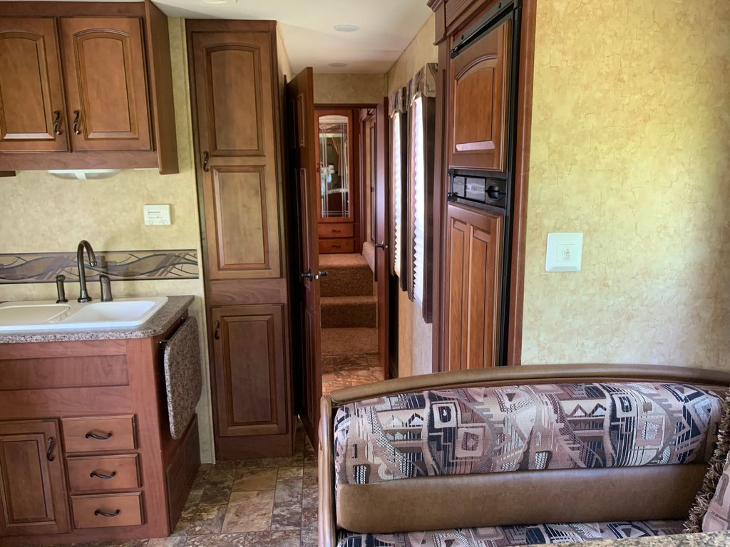 2011 Jayco Greyhawk 31DS - National Vehicle