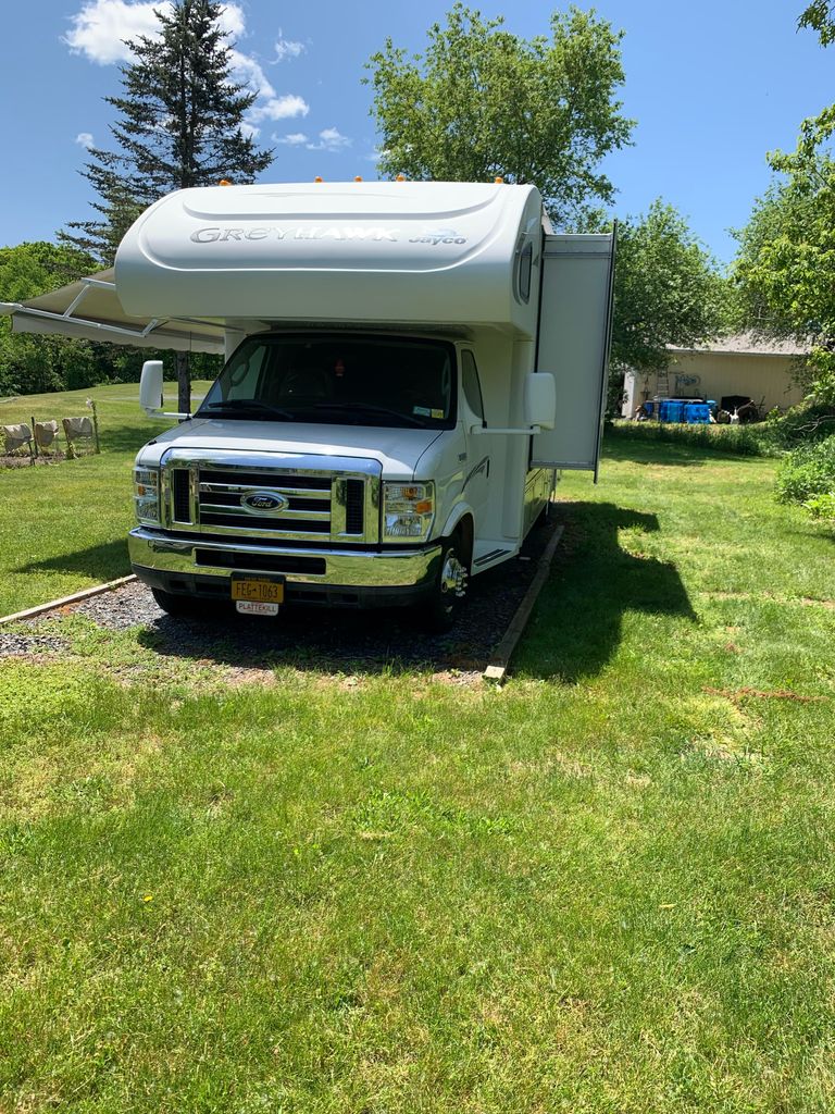 2011 Jayco Greyhawk 31DS - National Vehicle