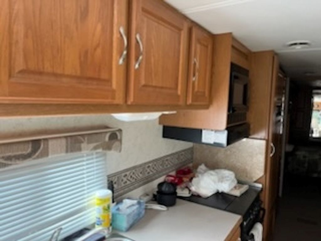 2004 Four Winds Windsport 35F - National Vehicle