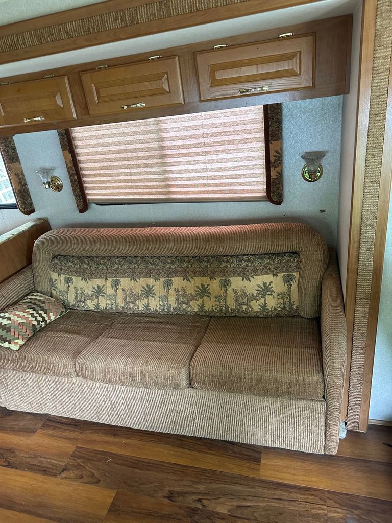 2002 Coachmen Cross Country Elite 370DS - National Vehicle