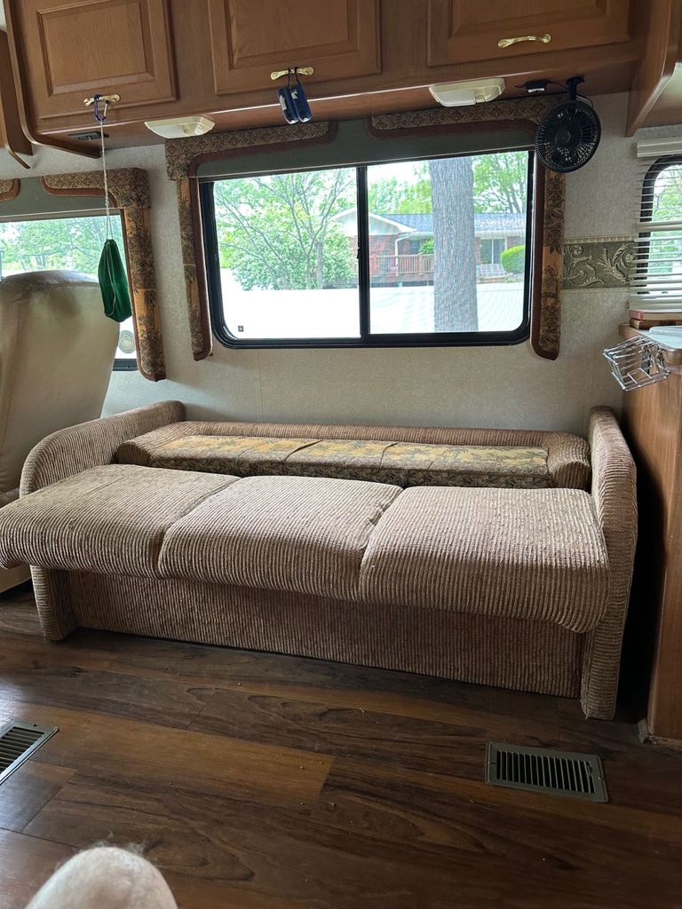 2002 Coachmen Cross Country Elite 370DS - National Vehicle