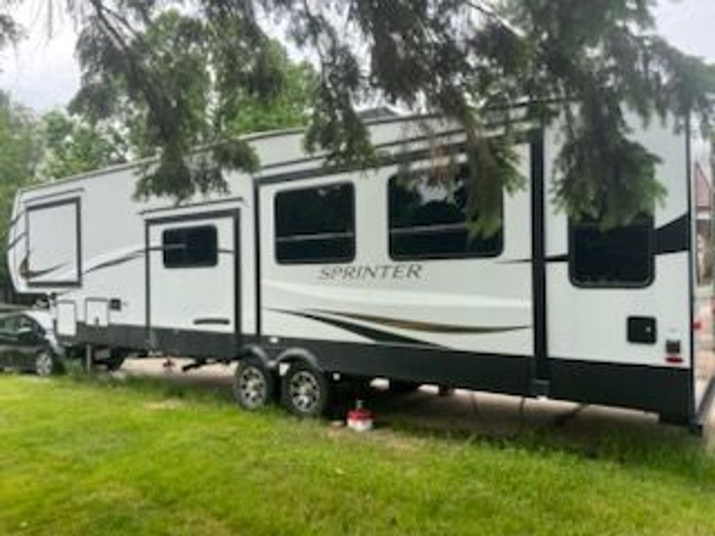 2021 Keystone Sprinter Limited 3570LFT - National Vehicle