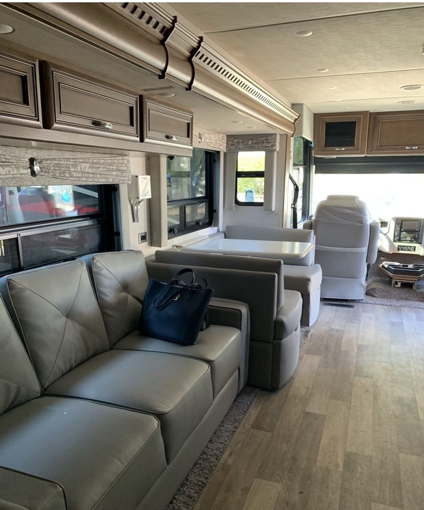 2021 Newmar Bay Star 3616 - National Vehicle