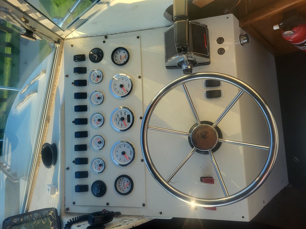 1977 Sea Ray 240 - National Vehicle