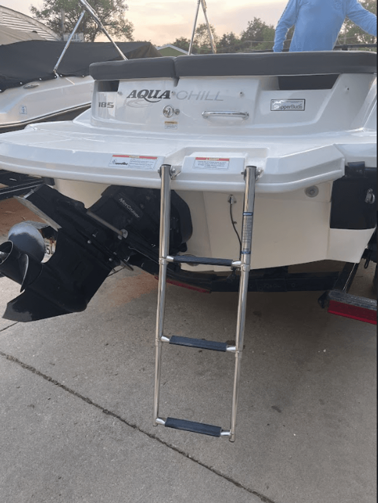 2012 Sea Ray Sport 185 - National Vehicle
