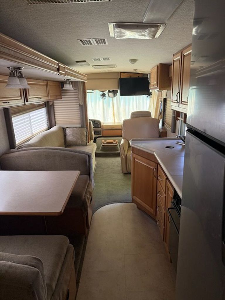 2000 Fleetwood Southwind 36T - National Vehicle