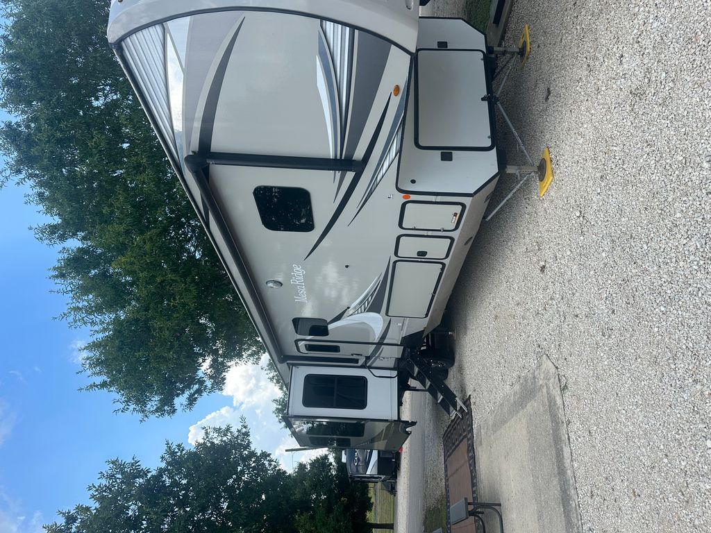 シークエンス3 2021 Highland Ridge Mesa Ridge 371MBH - National Vehicle
