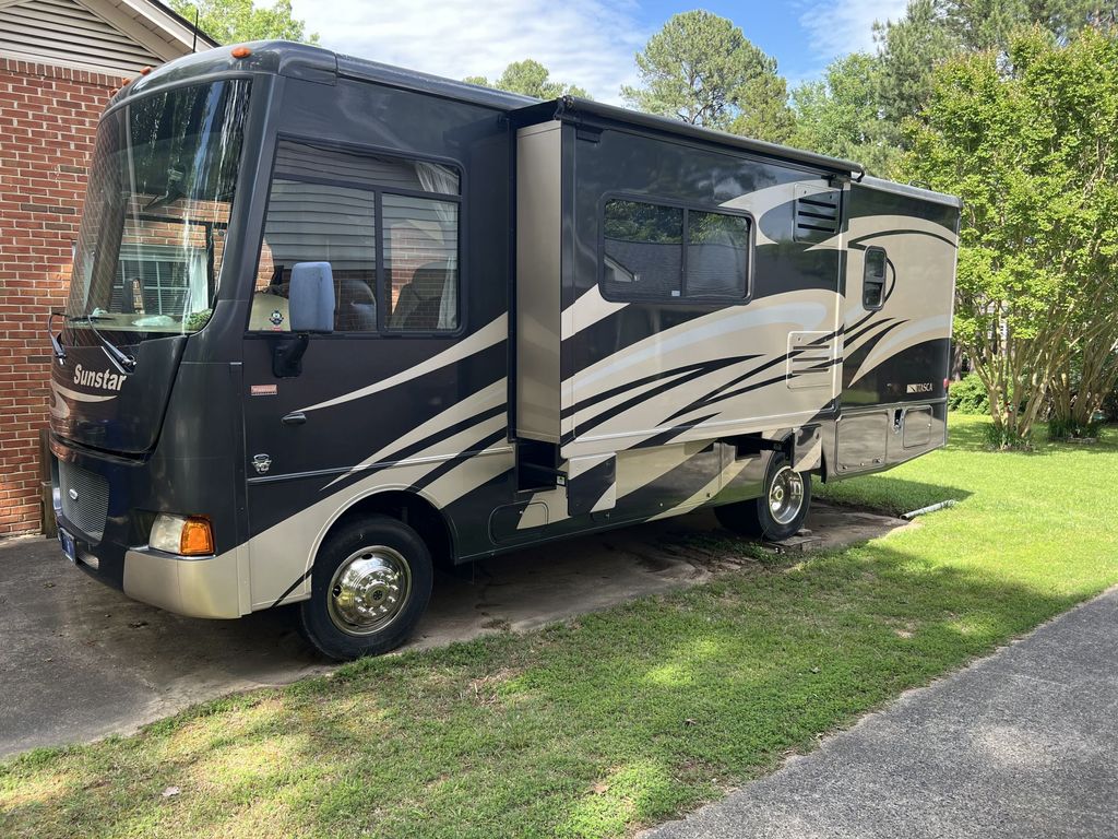 2012 Itasca Sunstar 26P - National Vehicle