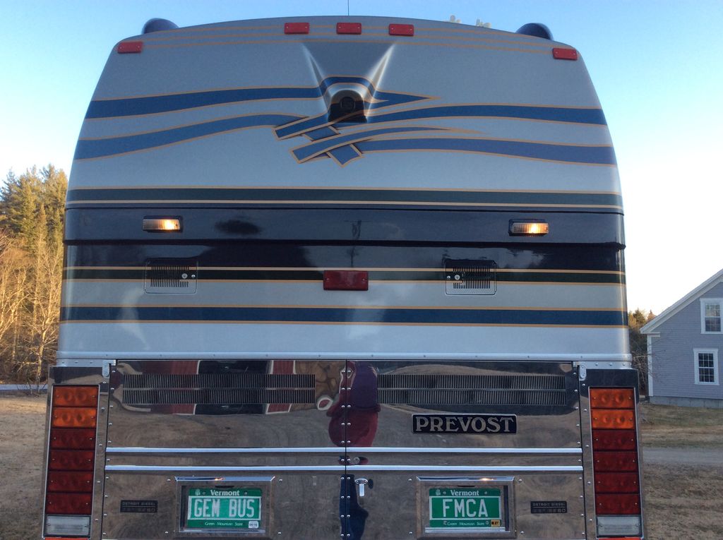 1998 Prevost Vogue - National Vehicle