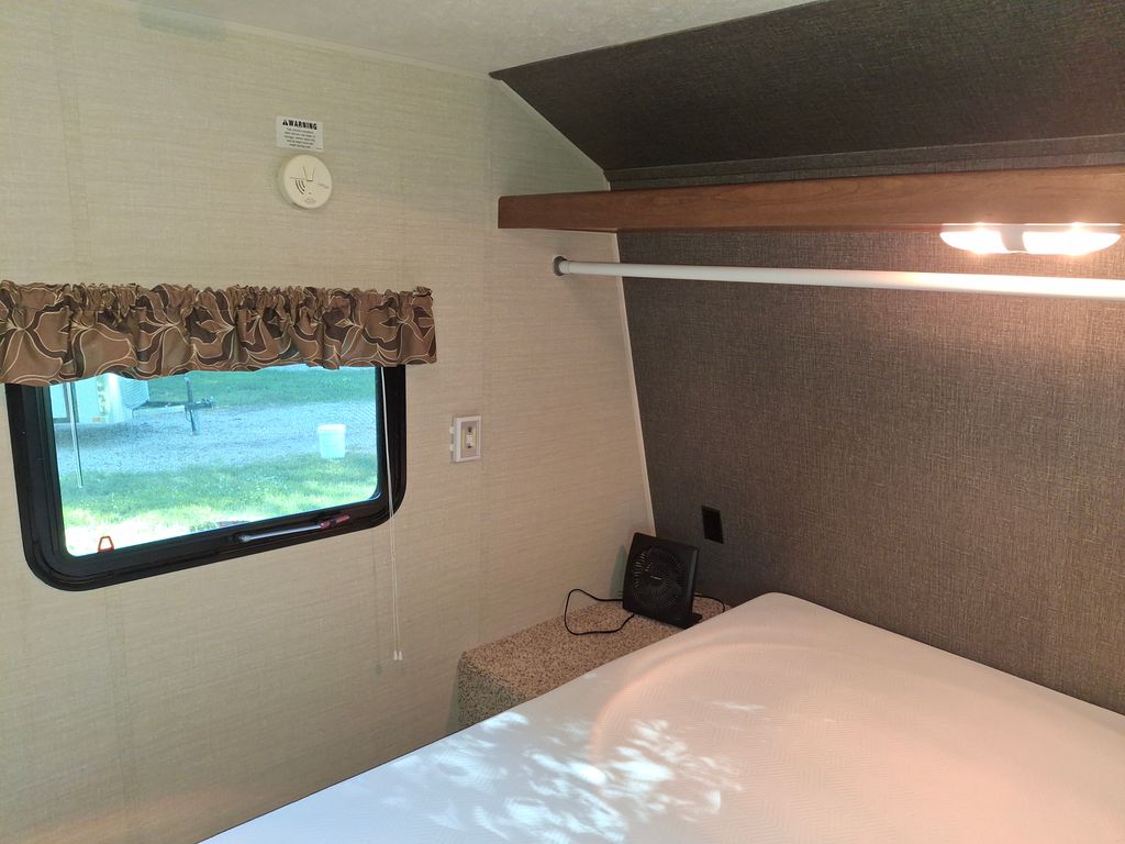 2015 Keystone Summerland Mini 1700 - National Vehicle