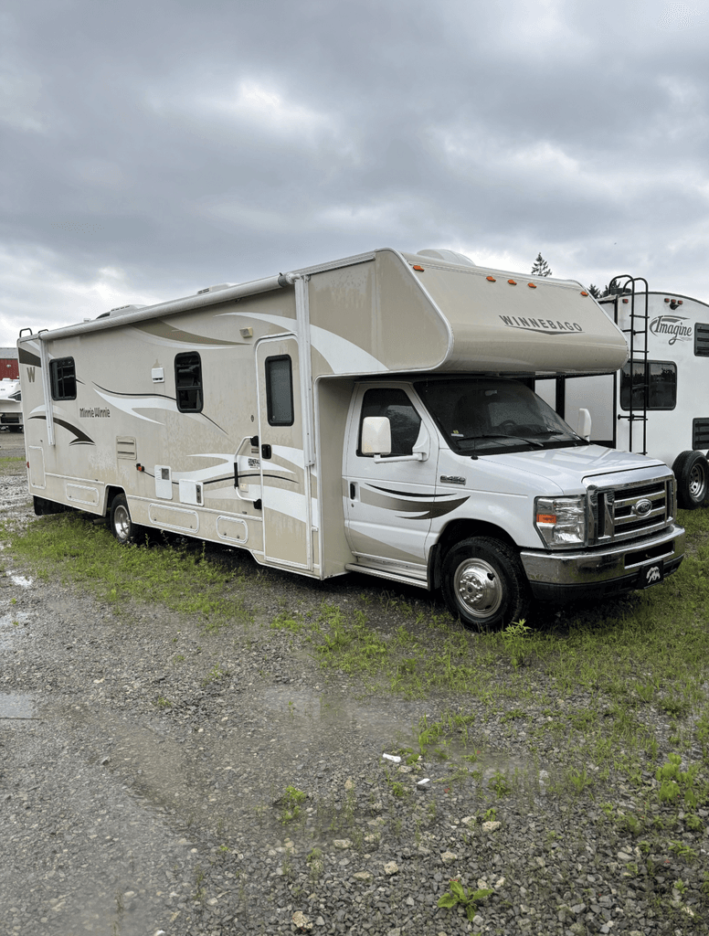 2015 Winnebago Minnie Winnie 31K - National Vehicle