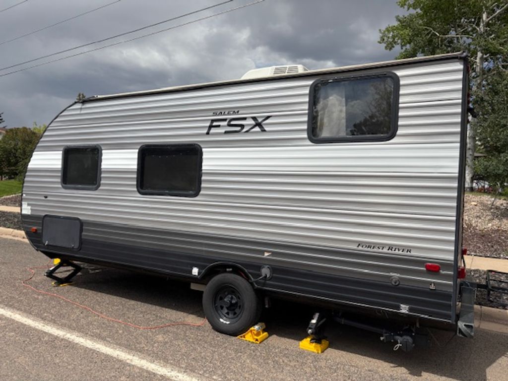 李 2019 Forest River Salem FSX 197BH - National Vehicle