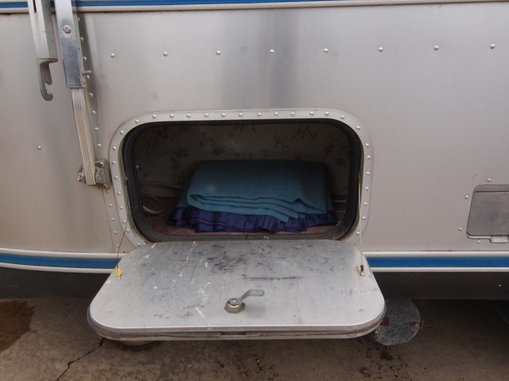 1989 Airstream Excella 25 - National Vehicle