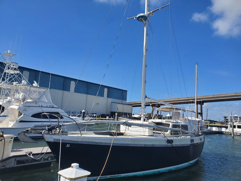 1973 Columbia 45 EV-Ready Blue Water Cruiser - National Vehicle