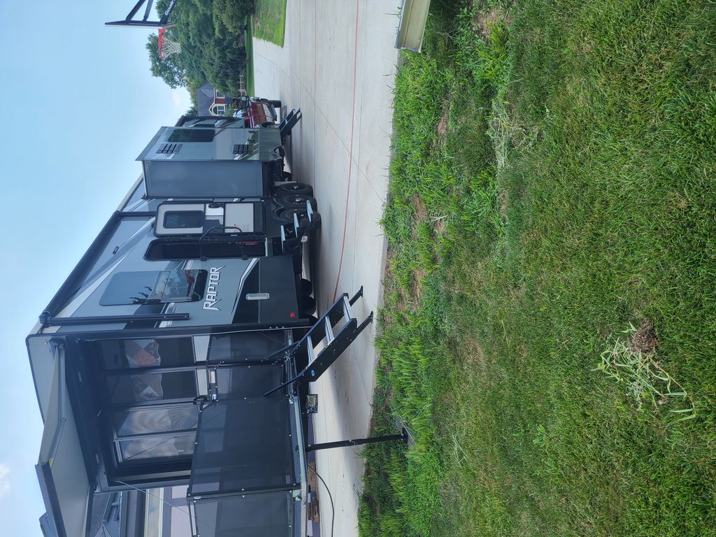 2020 Keystone Raptor 413 - National Vehicle