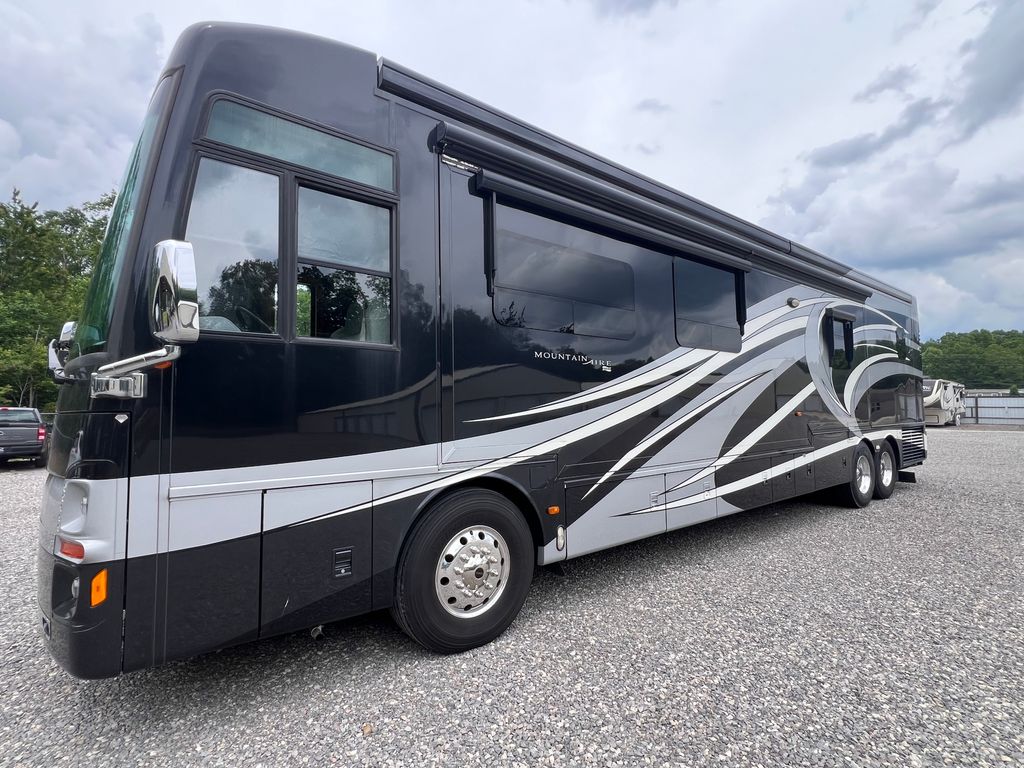 2014 Newmar Mountain Aire 4369 - National Vehicle