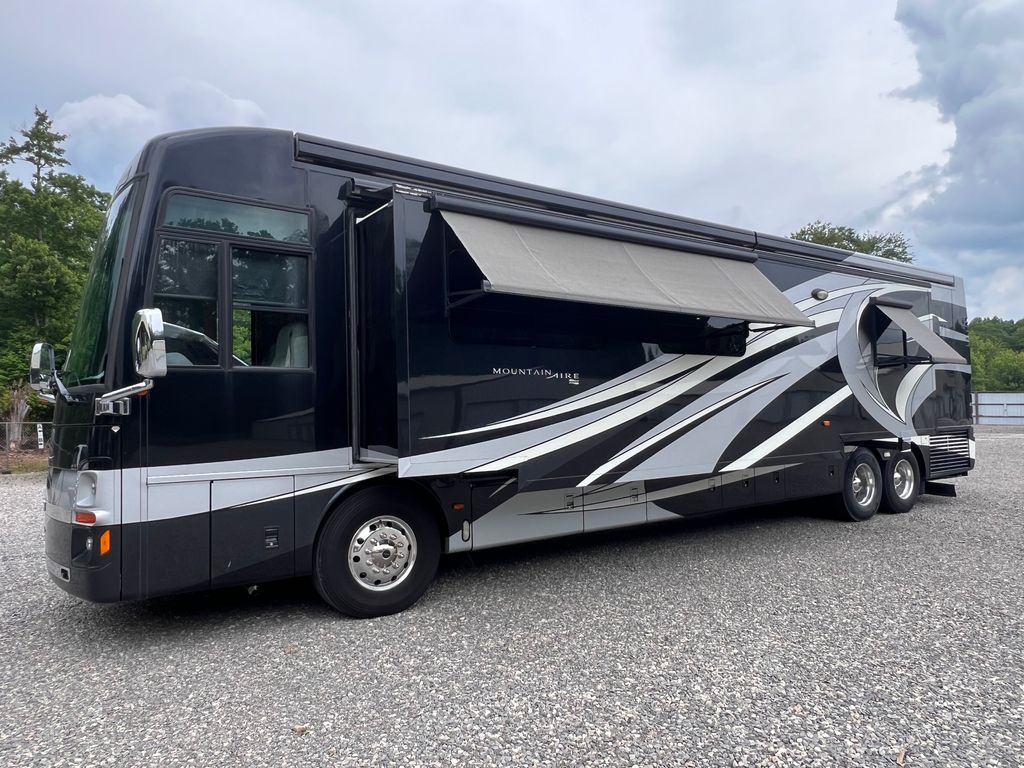 2014 Newmar Mountain Aire 4369 - National Vehicle