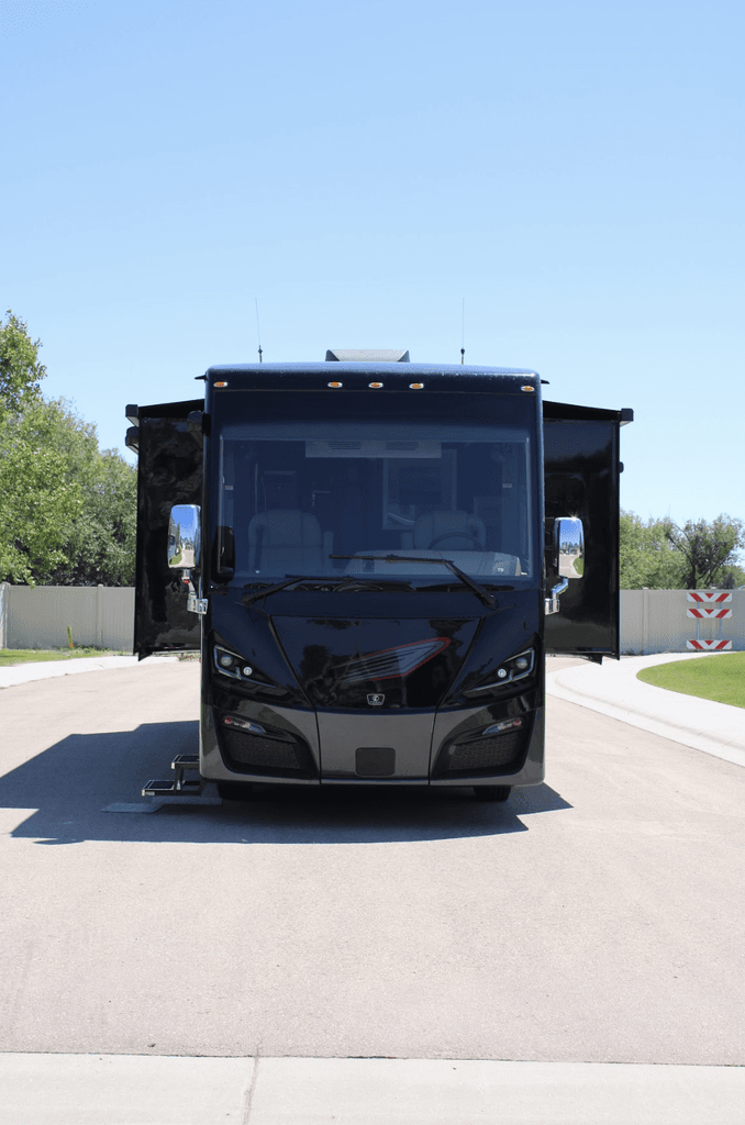 2022 Tiffin Motorhomes Phaeton 37BH - National Vehicle