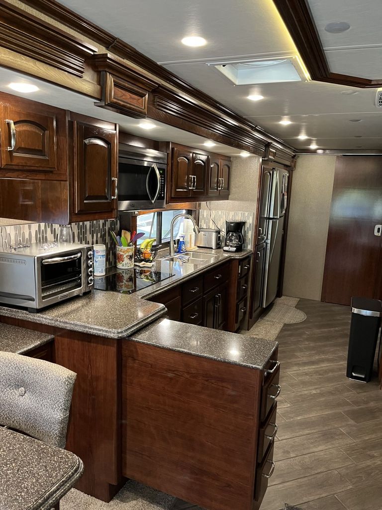 2018 Holiday Rambler Endeavor XE 39F - National Vehicle