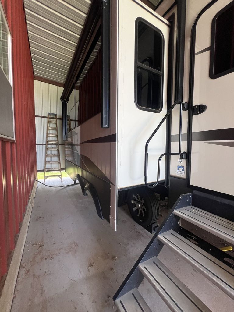 2021 Keystone Alpine 3120RS - National Vehicle