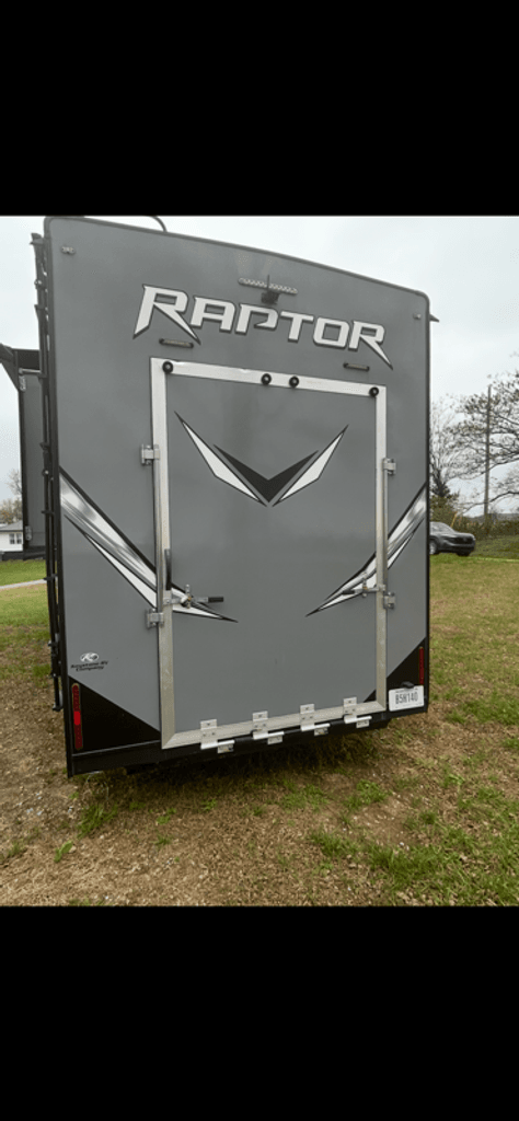 2020 Keystone Raptor 429 - National Vehicle