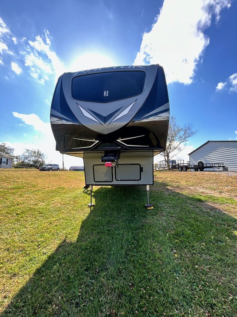 2020 Keystone Raptor 429 - National Vehicle