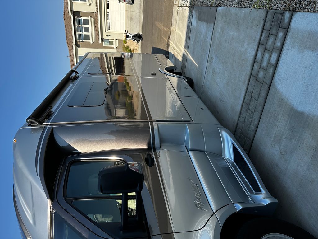 2023 Regency Ultra Brougham 25MB - National Vehicle