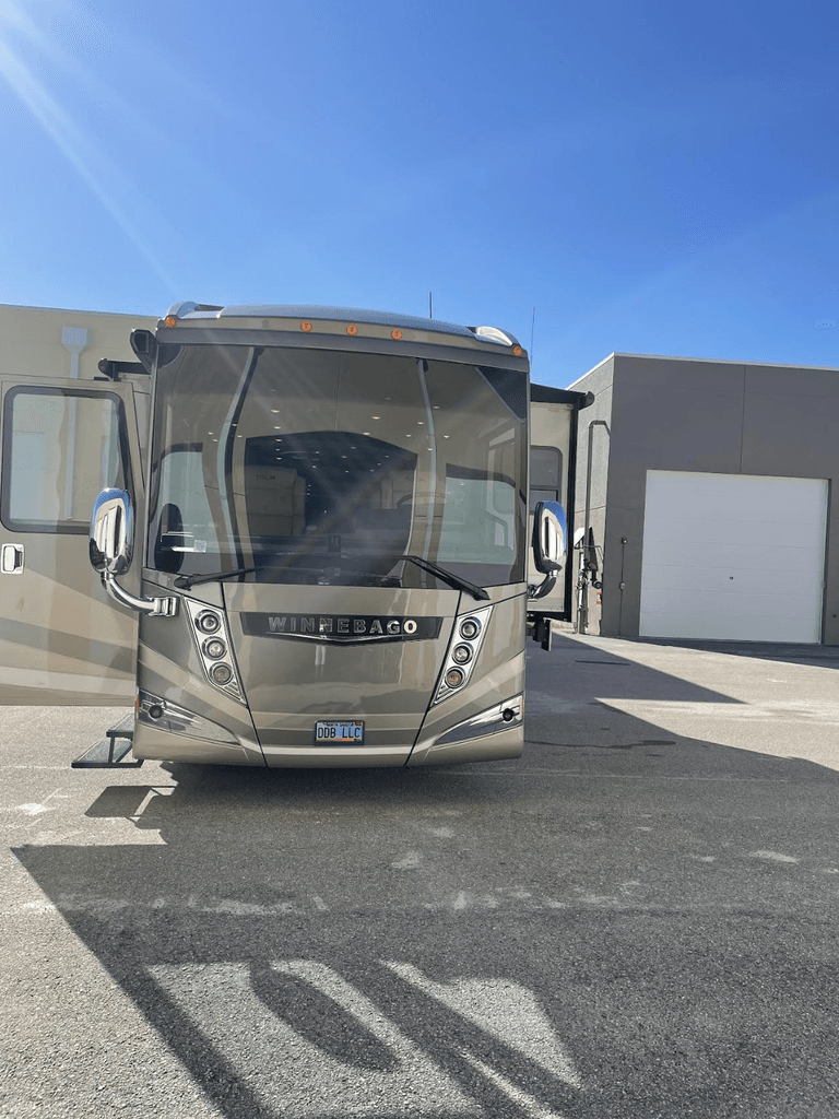 2017 Winnebago Grand Tour 45RL - National Vehicle
