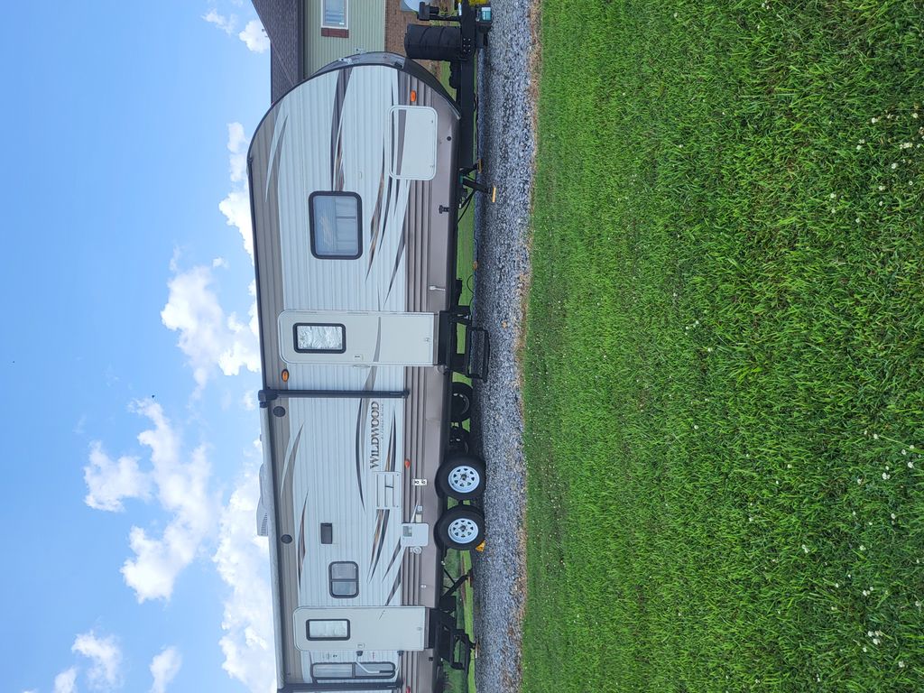 2018 Forest River WildWood 27RLSS - National Vehicle