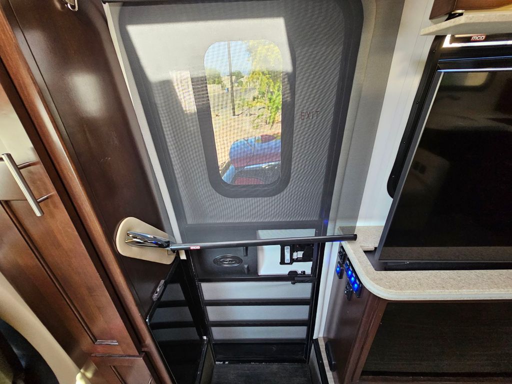 2022 Regency Ultra Brougham 25MB - National Vehicle