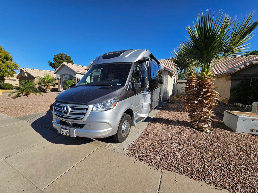 2022 Regency Ultra Brougham 25MB - National Vehicle