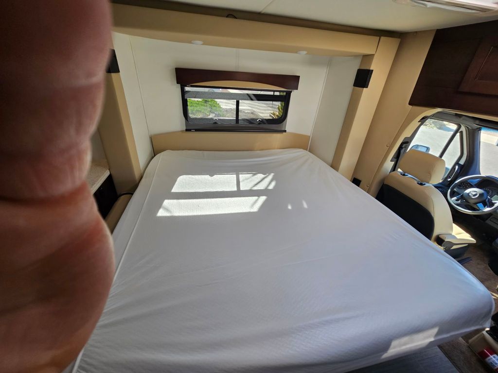 2022 Regency Ultra Brougham 25MB - National Vehicle