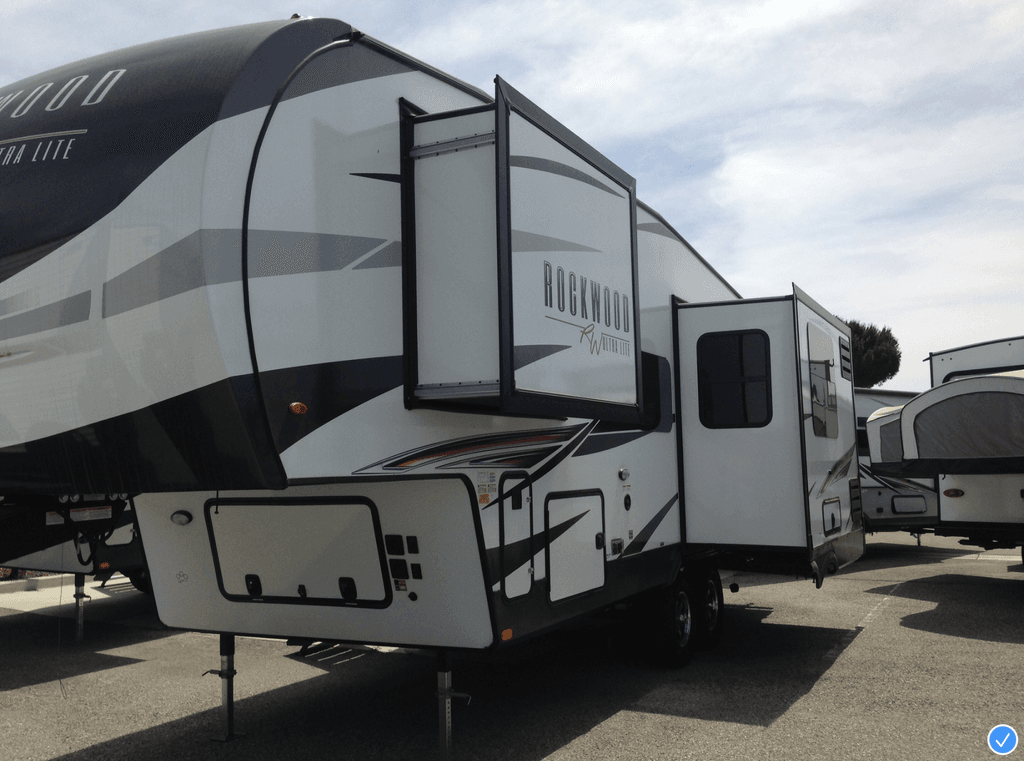 2021 Forest River Rockwood Ultra Lite 2622RK - National Vehicle